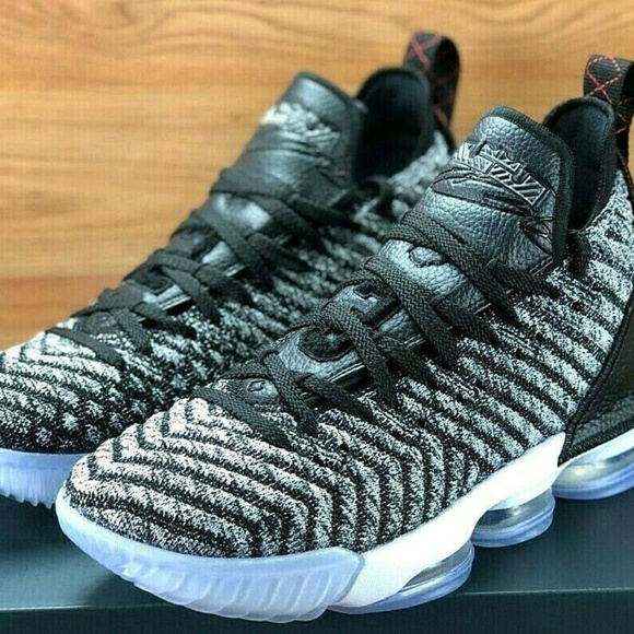 lebron james shoes oreo